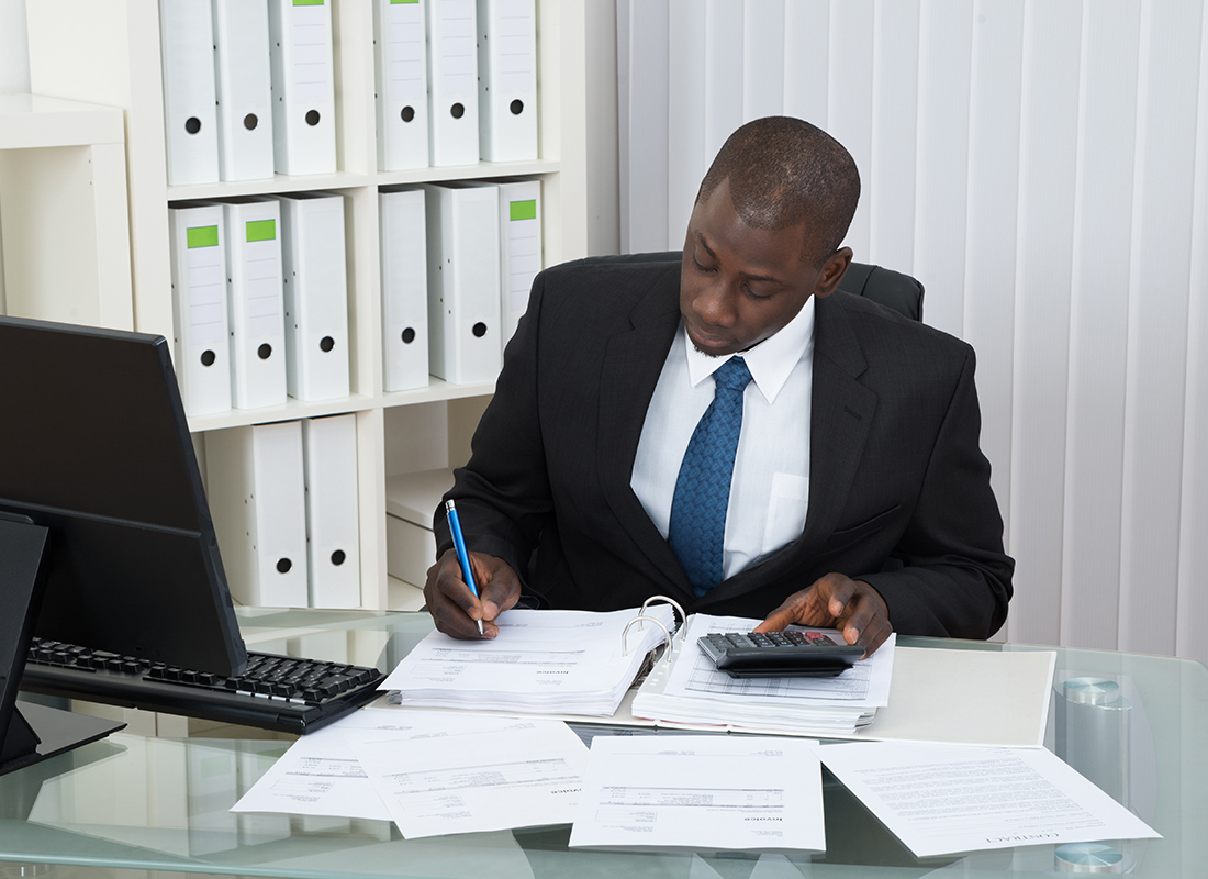 pros and cons of an accounting career