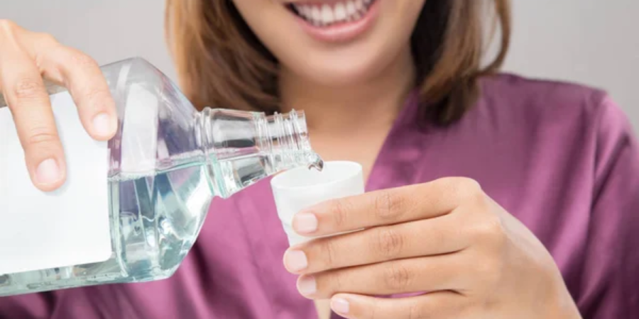 How Often Should You Use Mouthwash and Who Should Avoid It?